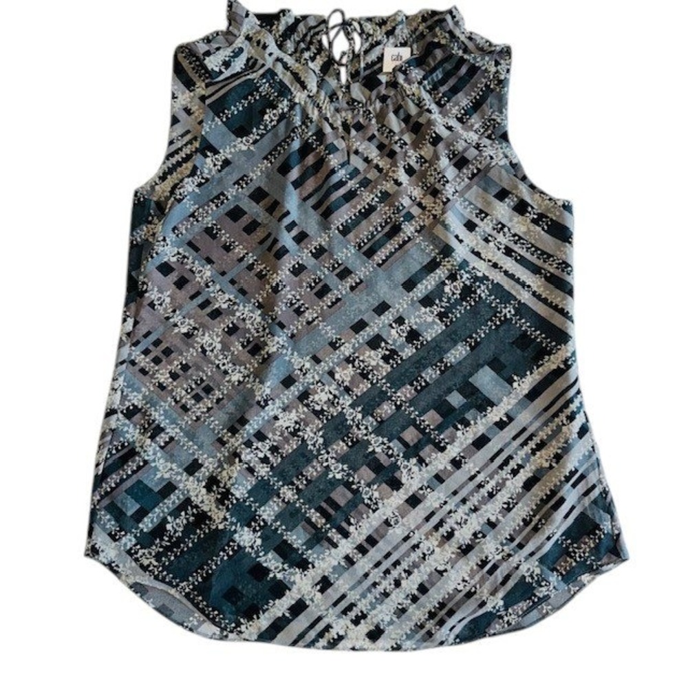 CAbi 3451 Sleeveless‎ Blouse Plaid Trellis Ruffle Neck Keyhole Top Gray Size M